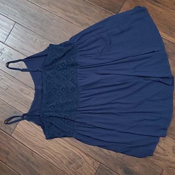 Torrid Navy Blue Camisole with Lace Detail & Adjustable Straps size 2 (2X 18-20) - Picture 3 of 7